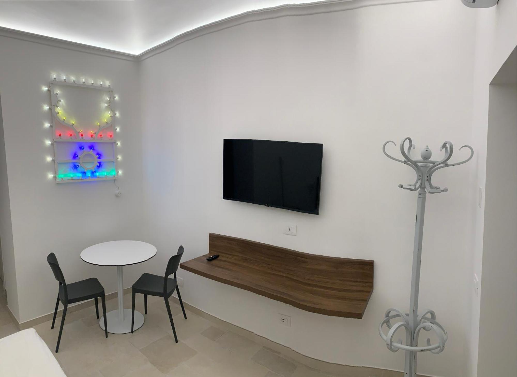 Hotel Civico 38 - Le Tre Chiavi à Bari Extérieur photo