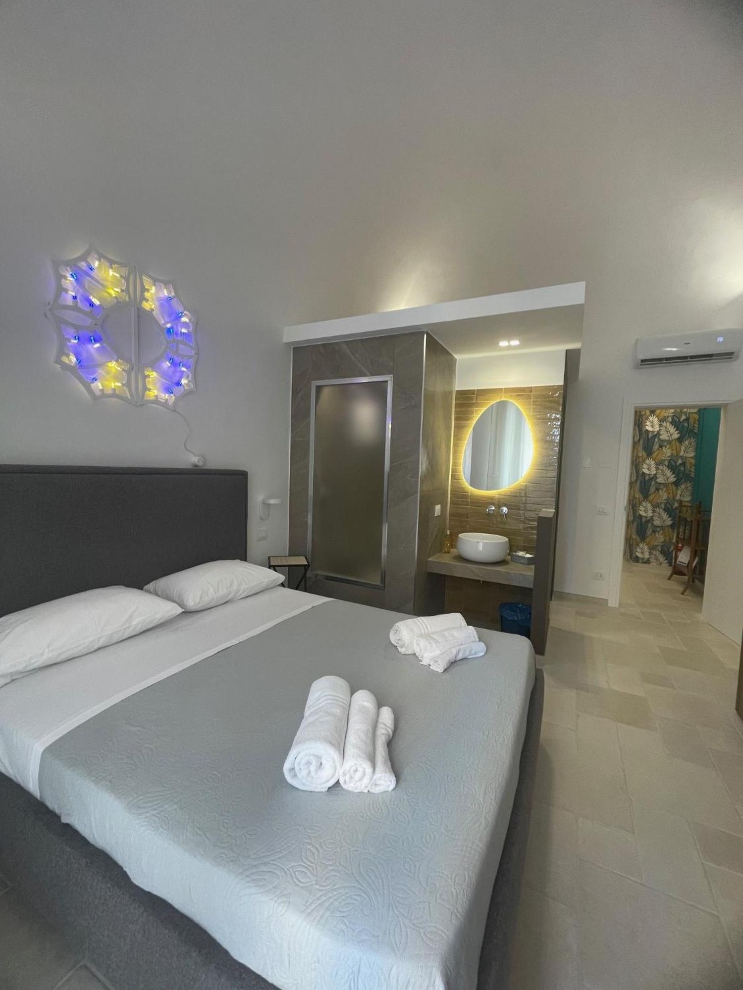 Hotel Civico 38 - Le Tre Chiavi à Bari Extérieur photo